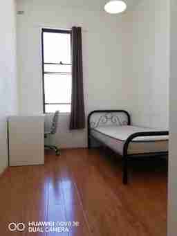Quiet and convenient place for room rental