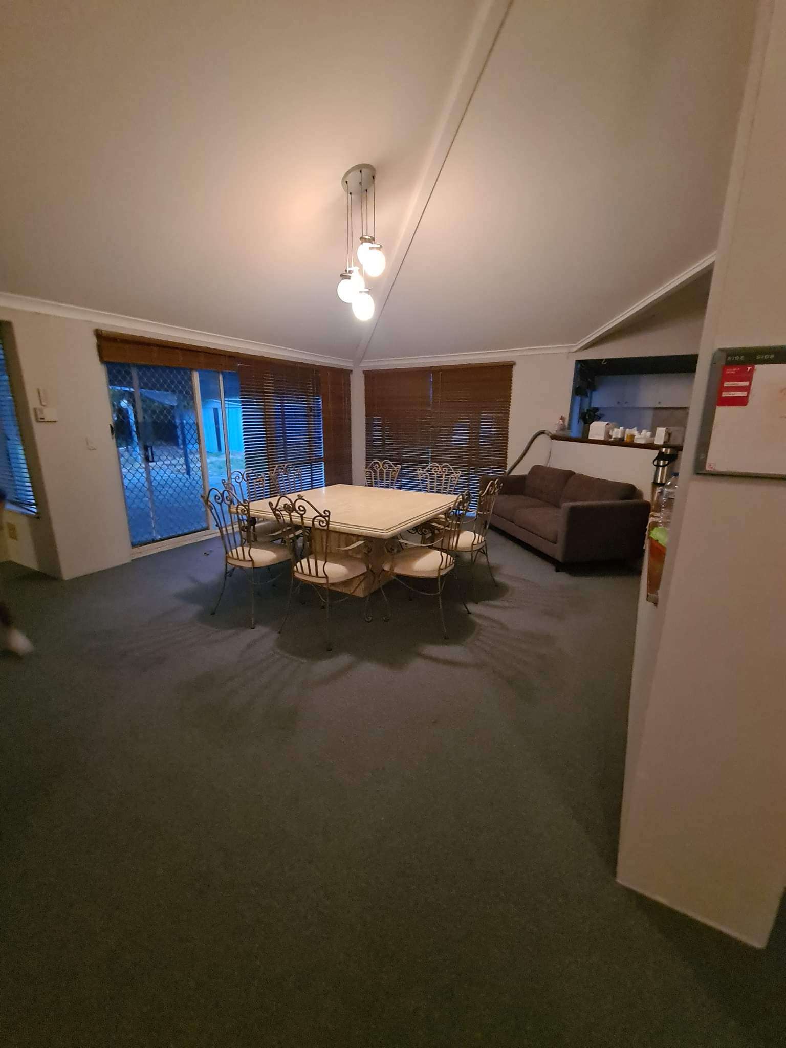 Huge bedroom for Rent!!